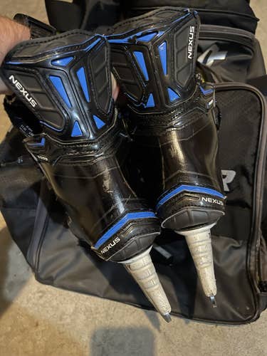 Bauer Nexus 9000 player skates