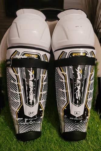 Used Senior CCM Tacks 5092 Shin Pads