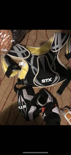 Pick One Pair Of Chest And Elbow