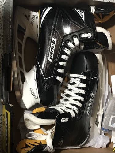 New Bauer Supreme S180 Skates Size 7.5D