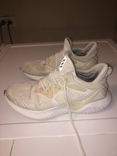 Good Condition Adidas Alphabounce