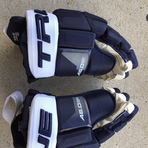 Colorado Avalanche New Pro Stock True A6.0 SBP Pro Gloves 15” Graves