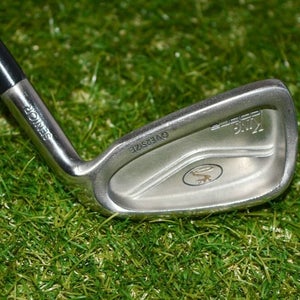 King Cobra 	Oversize Senior 	8 Iron Right Handed	37"	Graphite 	Seniors 	New Grip