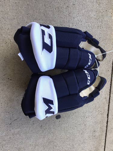 Colorado Avalanche New Pro Stock CCM HGTKPP Gloves 14” Bellemare