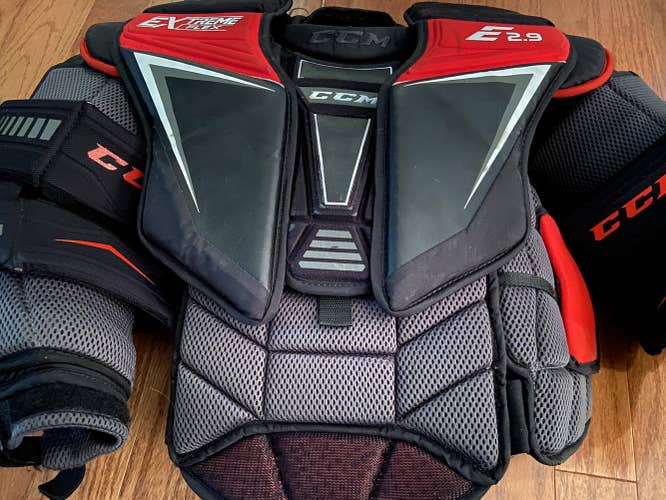 Used Small CCM Extreme Flex Shield E2.9 Goalie Chest Protector