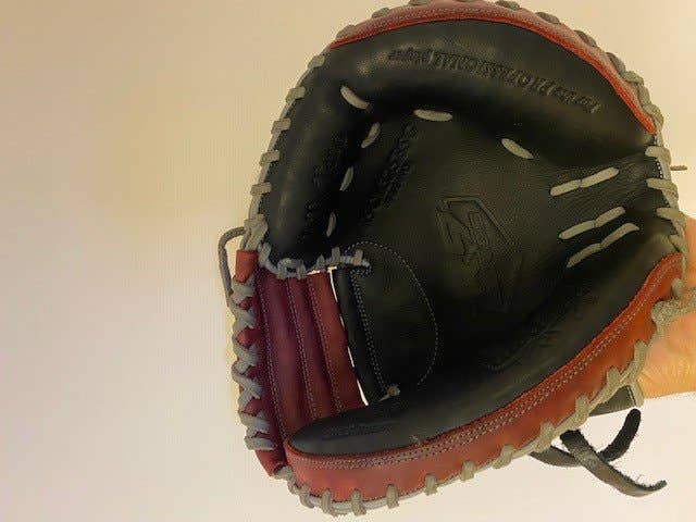 Black Used High School/College Rawlings Right Hand Throw Catcher's R9 Baseball Glove 32.5"