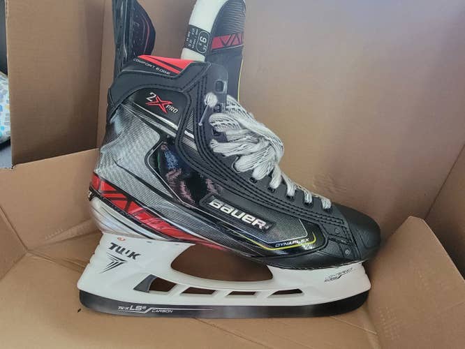 Senior New Bauer Vapor 2X Pro Hockey Skates Extra Wide Width Size 9.5