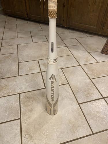 Used Kid Pitch (9YO-13YO) USSSA Certified 2018 Easton Composite Ghost X Bat (-5) 26 oz 31"