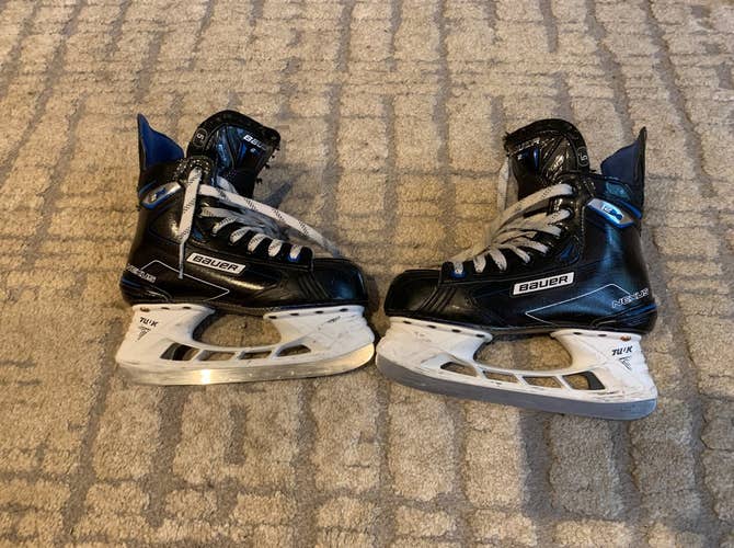 Nexus 2N Hockey Skates Size 5