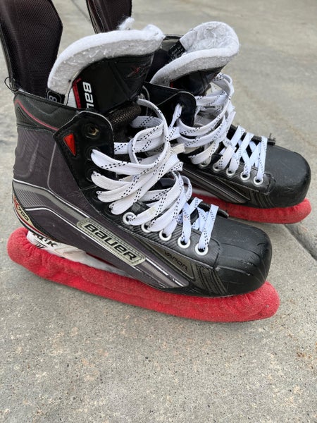 Senior Used Bauer Vapor X700 Hockey Skates Regular Width Size 8