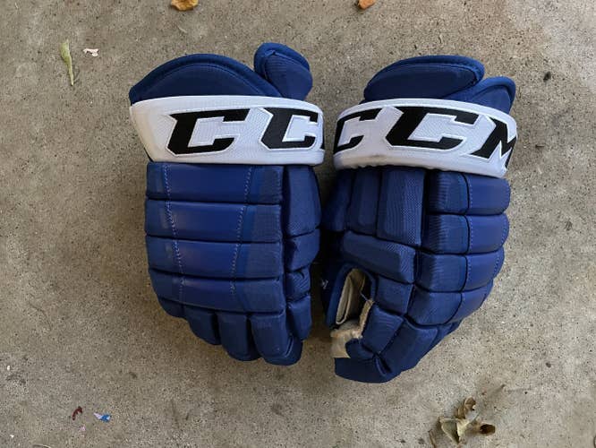 Blue Used Senior CCM HG97 Gloves 14" Pro Stock