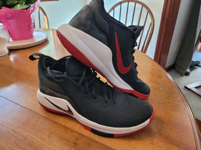 Black Used Men's Size 8.0 (Women's 9.0) Nike Shoes