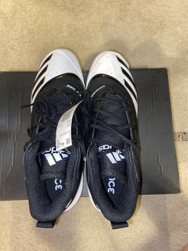 New Size 11.5 (Women's 12.5) Adidas