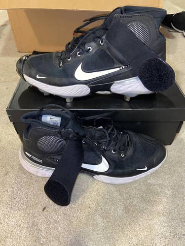 Used Metal Nike