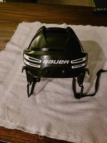 Used Small Bauer Re-Akt 75 Helmet