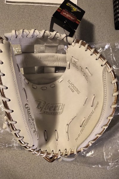 New Right Hand Throw Catcher's Rawlings Liberty Advanced Softball Glove 33"