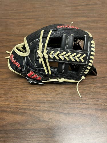 Wilson A2000 Fastpitch 12inch (No Trades) OR BEST OFFER