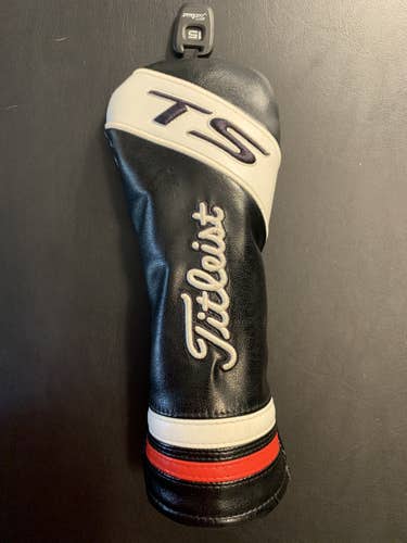 Titleist TS fairway head cover