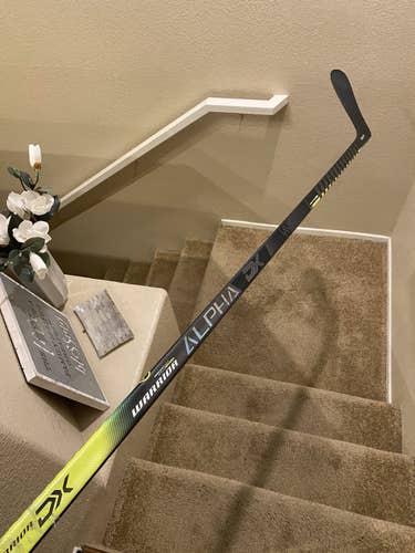 LH Warrior Alpha DX Hockey Stick 75 Flex - Senior - Mid Pattern W03