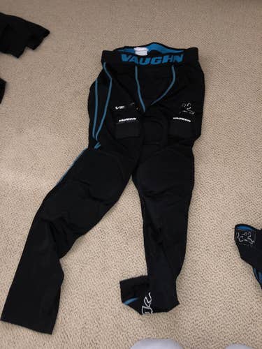Used Vaughn VE8 Padded Compression Pants