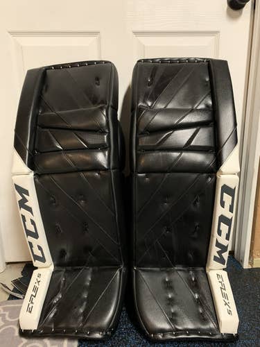 CCM Extreme Flex 5 Pro Pads Used 10-12 times perfect shape