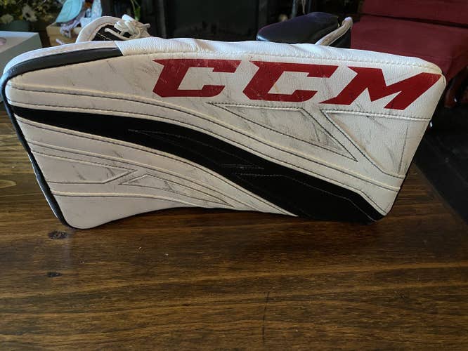 NCAA Saville CCM Extreme Flex blocker Full Right Prostock Vegas Golden Knights