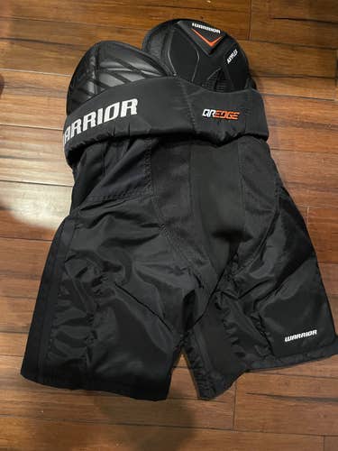 Black Senior Like New Medium Warrior Covert QR Edge Hockey Pants