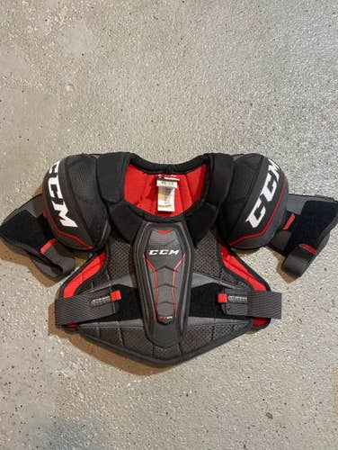 Senior Small CCM  Jetspeed Ft370 Shoulder Pads