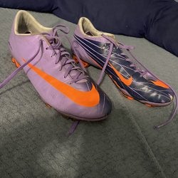 Used Size 9.5 Nike Mercurial Vapor Soccer Cleats & Nemesis