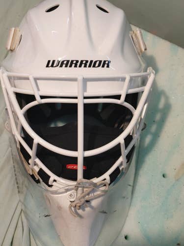 Senior Warrior Ritual R/F1 Pro Goalie Mask w/ Custom Guardian Angel Cateye Cage S/M