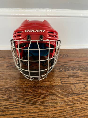 Red Used Youth Bauer Prodigy Helmet