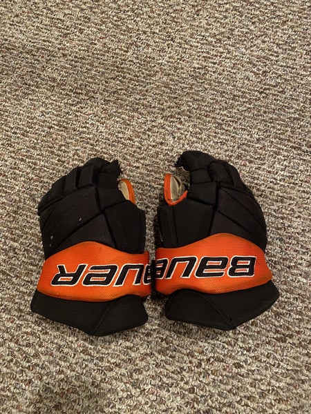 Hockey Gloves Omaha Lancers (ushl)