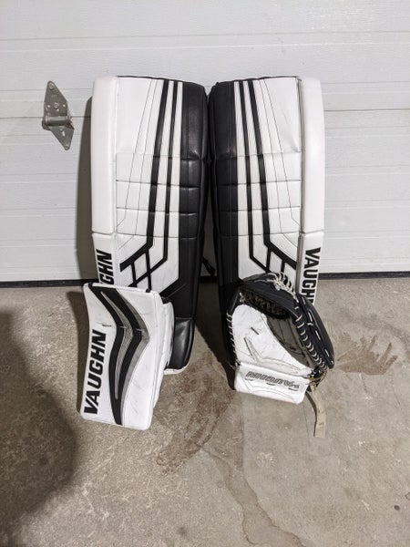 Used 33+2" Vaughn Regular Ve8 Pro Carbon, V7 pro carbon blocker, Pro V Elite Pro Carbon Glove
