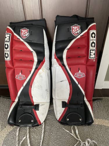 CCM PFS 2000 junior 26” leg pads