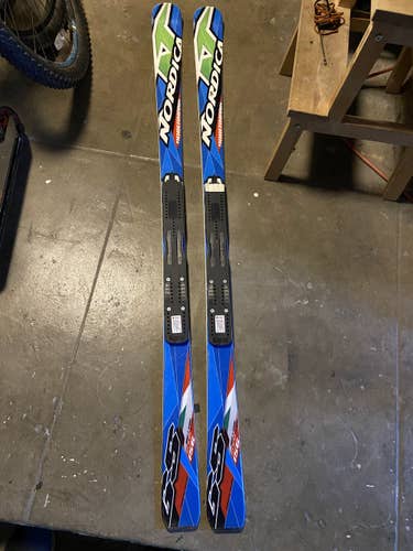 Nordica Dobermann GSJ 156 Skis Marker Race Plate (Flat/no Bindings)