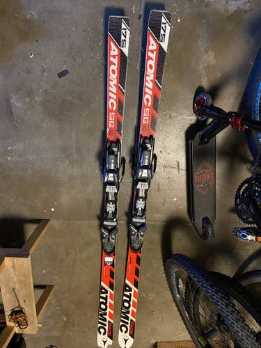 Used Atomic Racing AeroSpeed Super G Skis With Bindings Max Din 12
