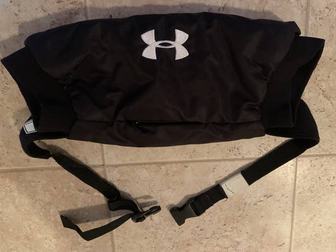 Under Armour Football hand warmer