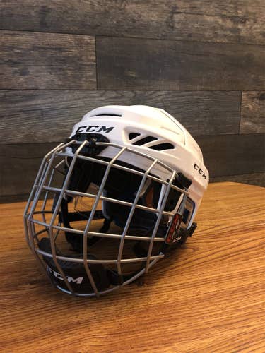 CCM FL3DS  Helmet Youth