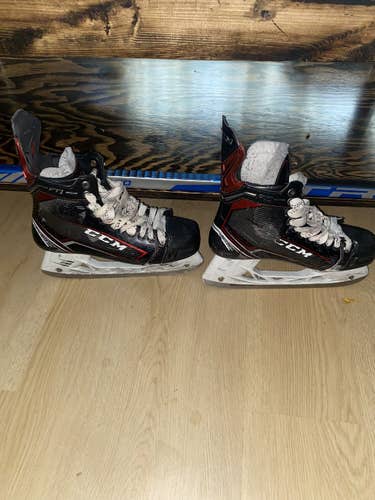 Ccm ft1 skates