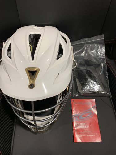 White And Gold Cascade R Helmet
