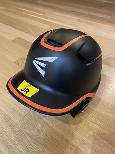 Black New 7 Easton Z5 2.0 Batting Helmet
