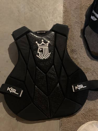 Black Used Medium Brine King Chest Protector