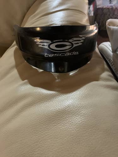 Lacrosse Goalie Throat Guard