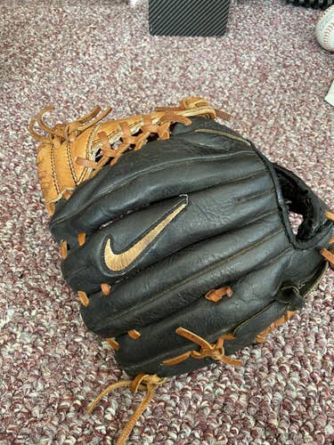 Black High School/College Right Hand Throw 11.5" Diamond Ready Baseball Glove