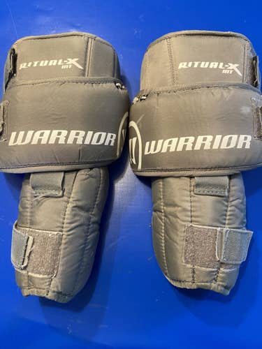 Warrior Ritual-X Intermediate Knee Guards