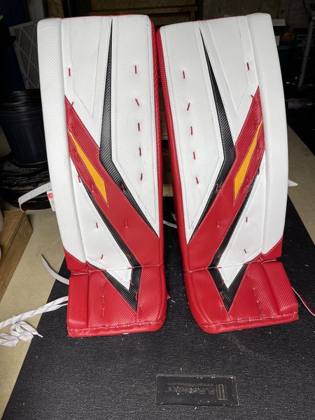 True L 20.1 Goalie Leg Pads