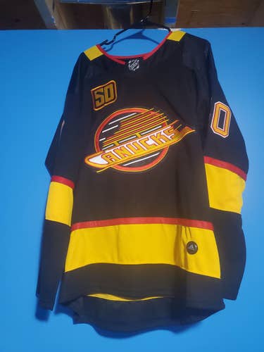 Elias Pettersson Vancouver Canucks 50th Anniversary Flying Skate Adidas Jersey