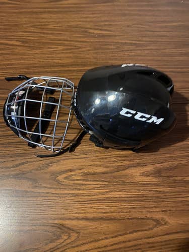 CCM Hockey FL40 Hockey Helmet Senior Medium