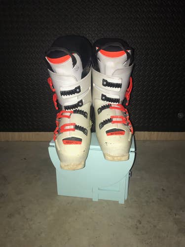 Used Unisex Rossignol Racing Hero World Cup 90 SC Ski Boots Soft Flex