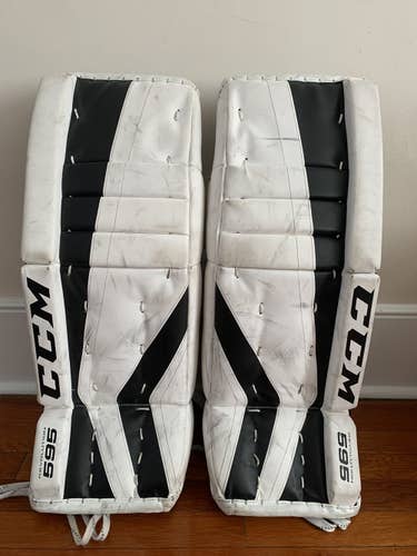 Black Junior 26" CCM  Revolution 597 Goalie Leg Pads